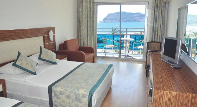 Двухместный номер Standard Blue Diamond Alya Hotel
