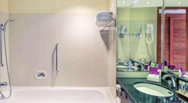 Двухместный номер Superior Mercure Jakarta Kota