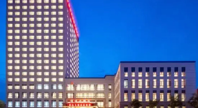 Qingdao World Expo City Runsheng Grand Hotel