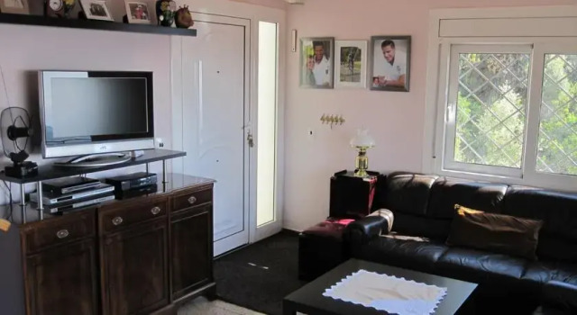 Ferienhaus Pineda De Mar, Rezervați Apartament Pineda de Mar 