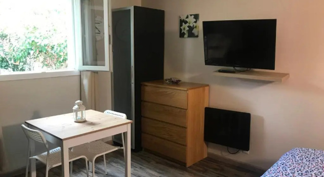 Studio Isabelle, Забронировать Хостел Хостелы Карпантра, Хостел