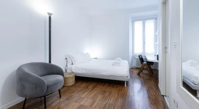 Italianway Easy - Farini 2, Book Hotel Milan Lombardy