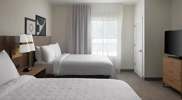 Четырёхместный люкс c 1 комнатой Staybridge Suites Flowood Nw Jackson by IHG