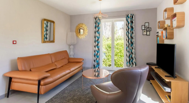 Nice holiday home in Provence-Alpes-Côte d'Azur with pool, Забронировать Отель Отели Вара с бассейном, Бассейн