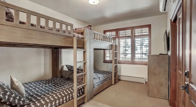 Plaza Level Luxury 3br -right In Beaver Creek Village 3 Bedroom Condo by RedAwning