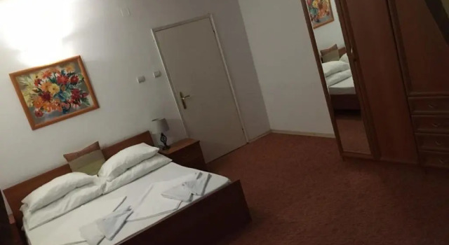 Люкс Peter Hotel