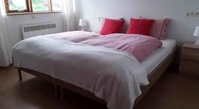 Guesthouse Vestri-Gardsauki, Rezervovat Hotel Hotely v East Iceland s parkováním, Parkování