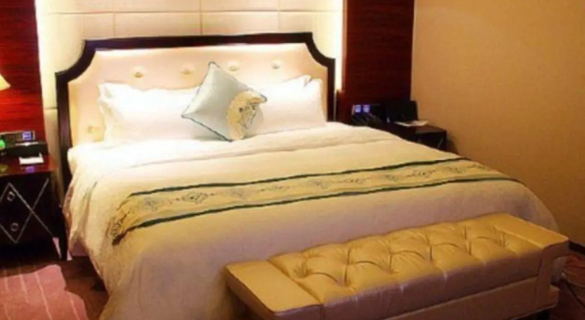 Springtime Hotel, Boek Hotel Hotels in Chengdu met parkeren, Parkeren