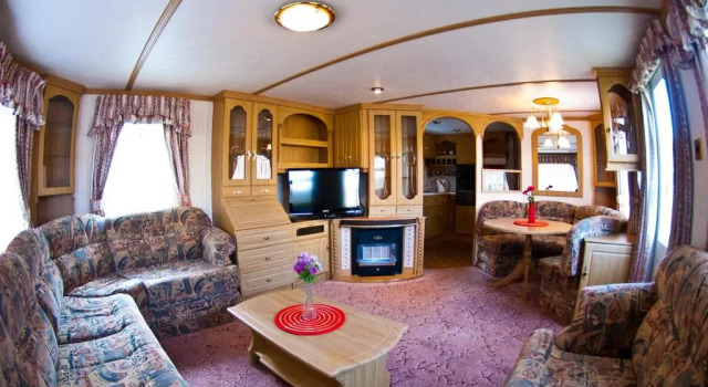Bungalow Hostel Filip