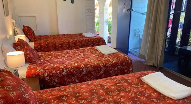 Двухместный семейный номер Standard Bundaberg Coral Villa Motor Inn