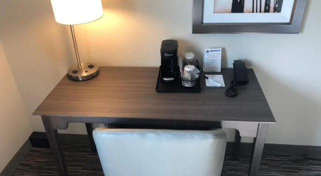 Номер Standard GrandStay Hotel & Suites Rock Valley
