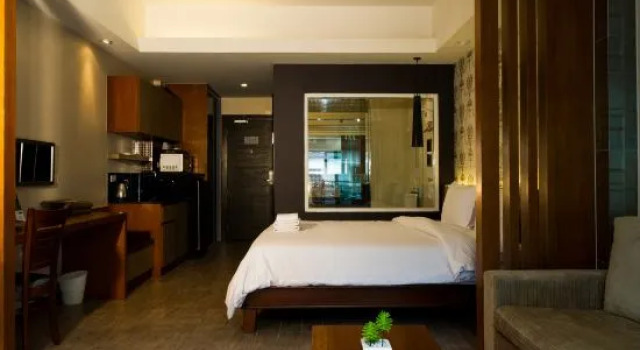 Люкс с видом на город Inn Residence Serviced Suites