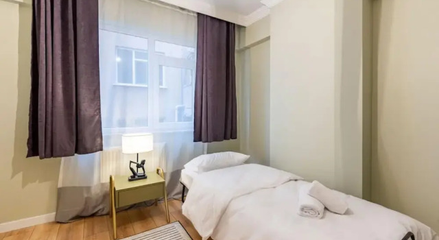 Stylish Flat Near Public Transportation in Maltepe, Boek Appartement Maltepe 