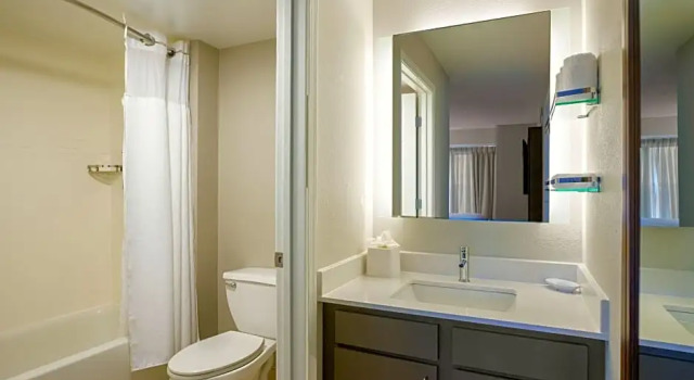 Четырёхместный люкс с 2 комнатами Residence Inn Columbia MD