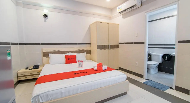 Номер Standard RedDoorz Plus near Lotte Mart D7