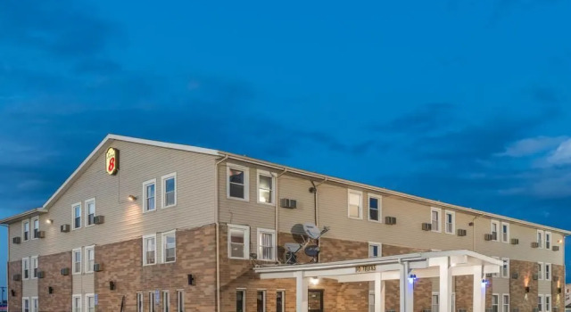 Super 8 Litchfield, Buchen Sie Hotel Litchfield Illinois