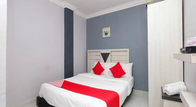 Номер Deluxe OYO 89587 IM Hotel