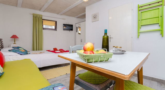 Студия Apartment Mezaroca