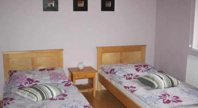 Penzion Na Střelnici, Rezerwuj Hotel Hotele w Central Bohemia z parkingiem, Parking