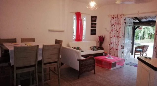 Villa With 3 Bedrooms in Blue Bay, With Private Pool, Enclosed Garden, Rezervovat Vila Hotely v Asturie s parkováním, Parkování