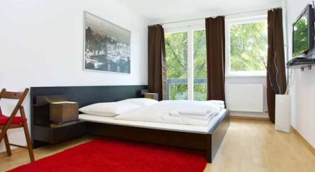 Q-Damm-Apartments, Varaa Huoneisto Charlottenburg Berliini