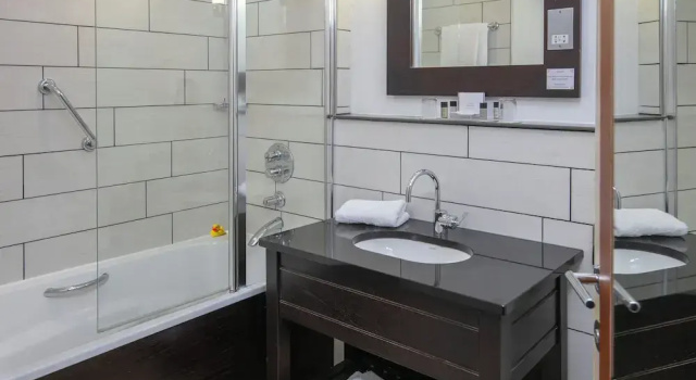Двухместный номер Superior с балконом Fenwick Street Hotel by EPIC, Central Rooms Near Waterfront & Liverpool ONE