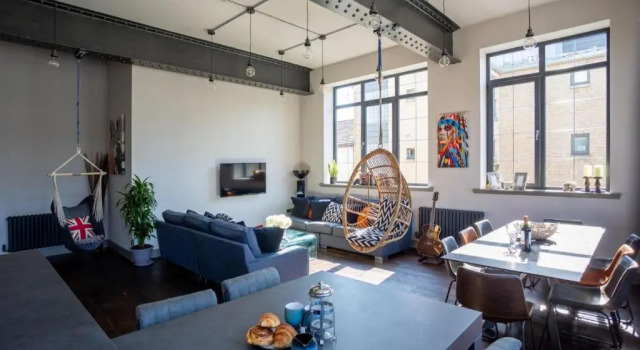 Апартаменты Deluxe Luxury Manhattan Loft-style Apartment Near Edinburgh City Centre