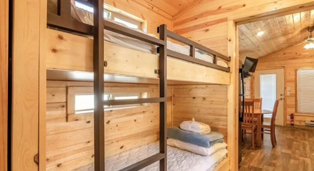 Wilderness Lakes RV Resort, 预订 度假村 梅尼菲 加利福尼亚州