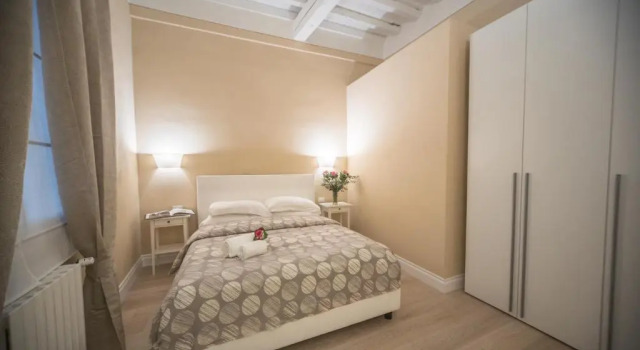 Apartments Lorenzo&Lorenzo, Забронировать Апартаменты/квартира Отели Флоренции с парковкой, рядом с Дом Буонаротти, Парковка