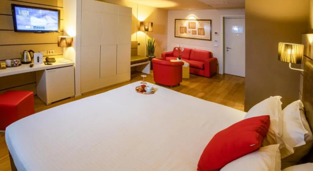 Полулюкс Hotel Glamour - Buongiorno! Hotels