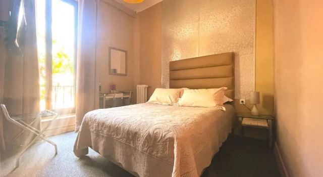 Standart çift kişilik oda Royal Hôtel