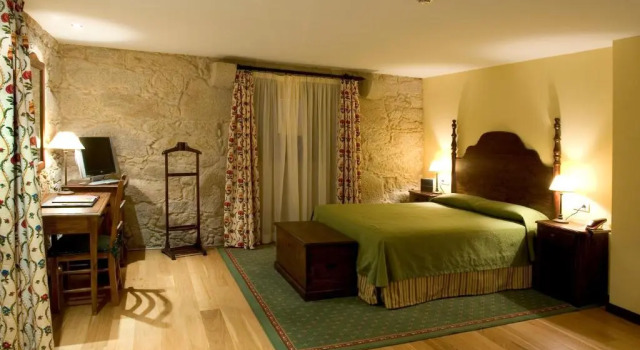Номер Superior Hotel Pazo de Lestrove by Pousadas de Compostela