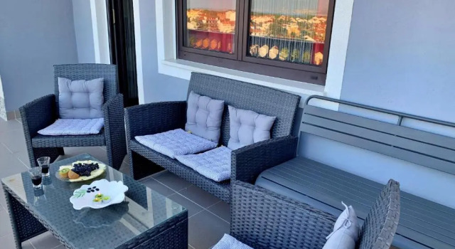 Apartment Roži, Prenota Appartamento Šilo 