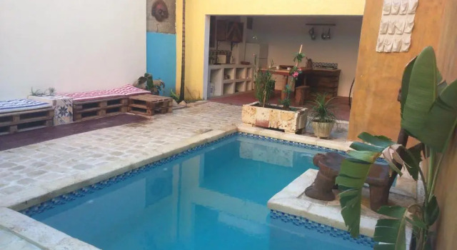 La Choza Guesthouse, Забронировать Отель Недорогие отели Санто-Доминго, рядом с Mercado Modelo, недорого