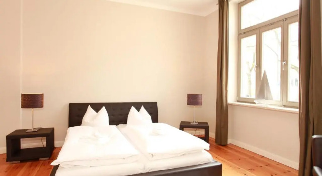 Ferienwohnung Warnemünde in der Stadtvilla L, Забронировать Отель Росток Мекленбург-Померания, рядом с Набережная Варнемюнде