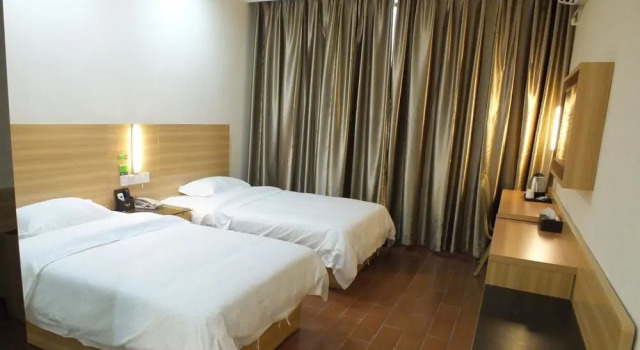 Xinggang Yue Fast Hotel-shenzhen, Rezerwuj Hotel Hotele w Shenzhen z parkingiem, Parking