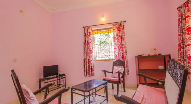 OYO 14210 Home Peaceful 1BHK Arpora, Rezerwuj Hotel Hotele w North Goa z parkingiem, Parking
