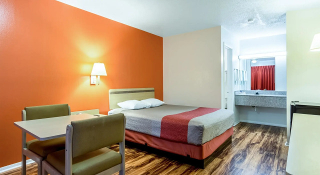 Motel 6 Camp Jordan, Varaa Motelli East Ridge Tennessee
