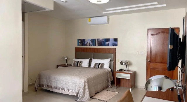 Номер Standard Hotel Libertad at historic main street