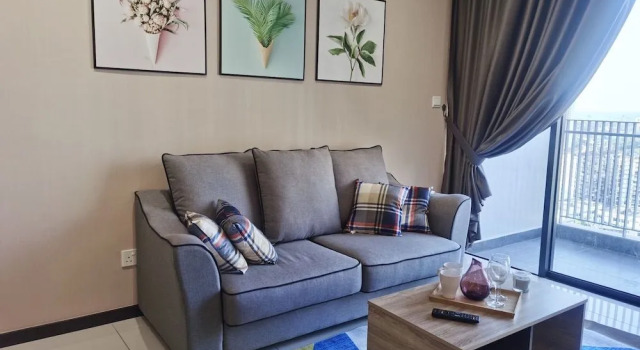 Luminari Suite by Homez Suite, Book Lejlighed Butterworth Pulau Pinang