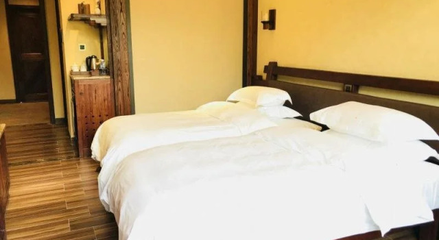 Chuanlord Holiday Hotel, Rezervovat Hotel Hotely v Guangdong s bazénem, Bazén