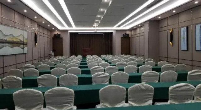 Zhumadian  Future  Hotel  Co., Ltd, Book Hotel Zhumadian Henan