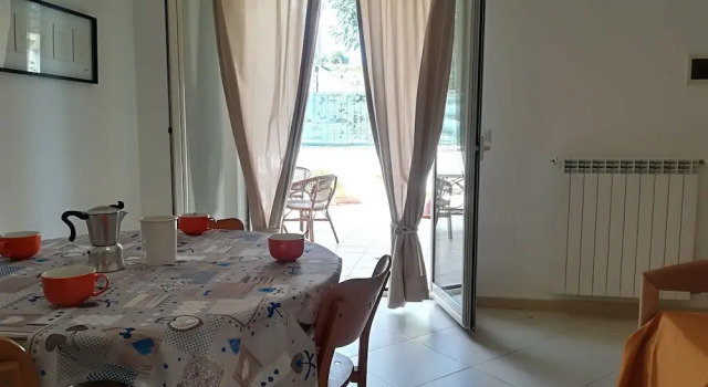 Коттедж с 2 комнатами с балконом и с видом на сад Holiday House "laura" Otranto Center, Salento 6 Places