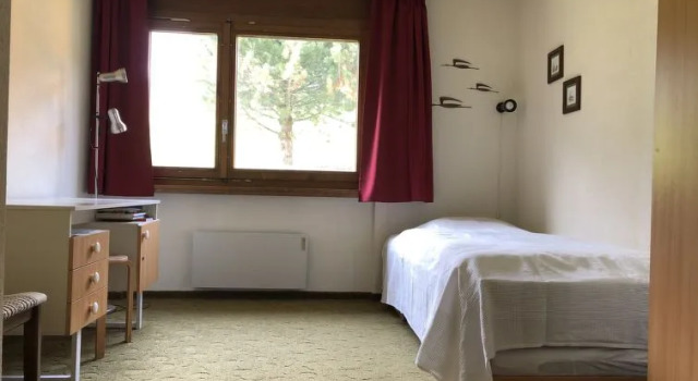 Tgèsa Palits Oliveri, Réserver Appartement Sedrun Disentis - Sedrun