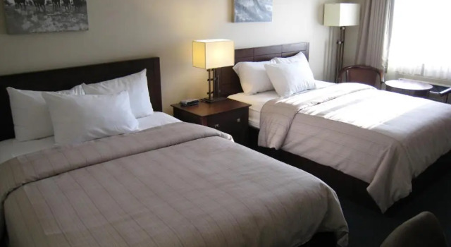 Standard quadruple chambre Days Inn by Wyndham Golden