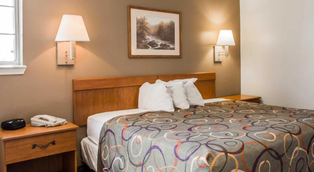 Номер Standard HomeTowne Studios & Suites by Red Roof Charlotte - Concord