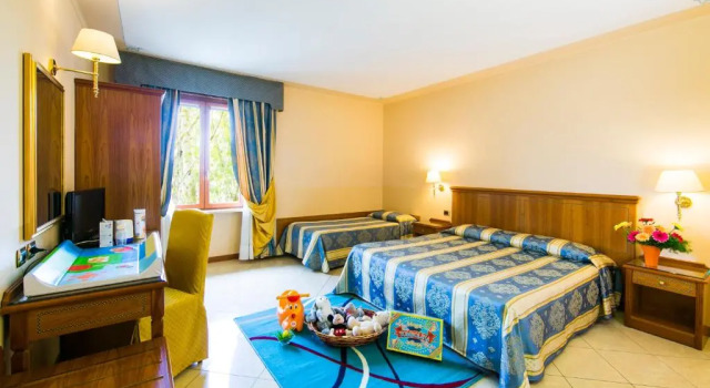 Трёхместный номер Standard Hotel Londra
