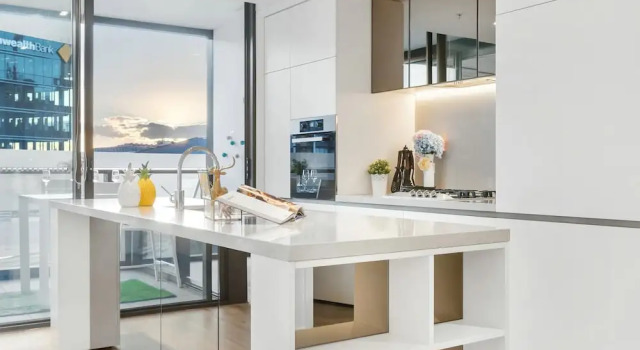 I02-china Town Luxury Service Apartment