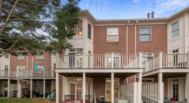 Beautiful Villa In The Heart Of Historic Downtown Bel Air! 3 Bedroom Villa by Redawning, Rezervovat Vila Bel Air Maryland