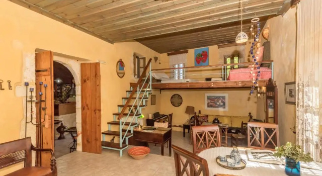 Коттедж Hekate House, bohemian country house, 4 bedrooms for 8 persons
